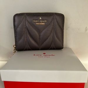 Kate Spade Keychain Zip Wallet (never been used)
